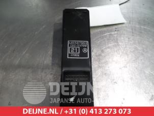 Mitsubishi L200 Kombischalter Fenster O312076 foto 2