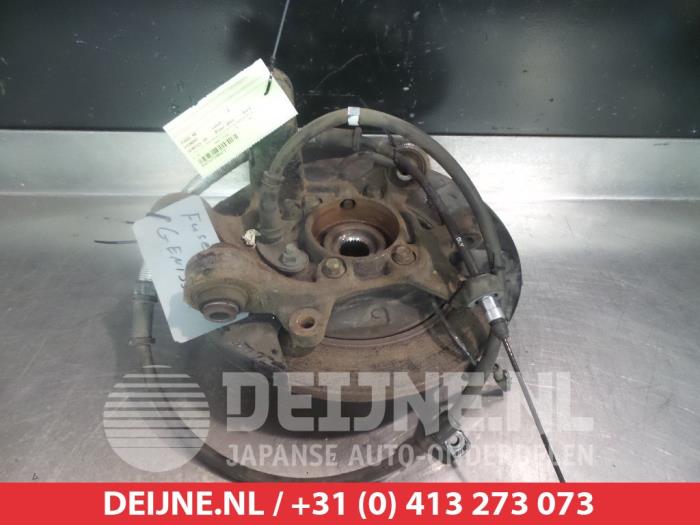 Hyundai Genesis Knuckle, rear right O382930