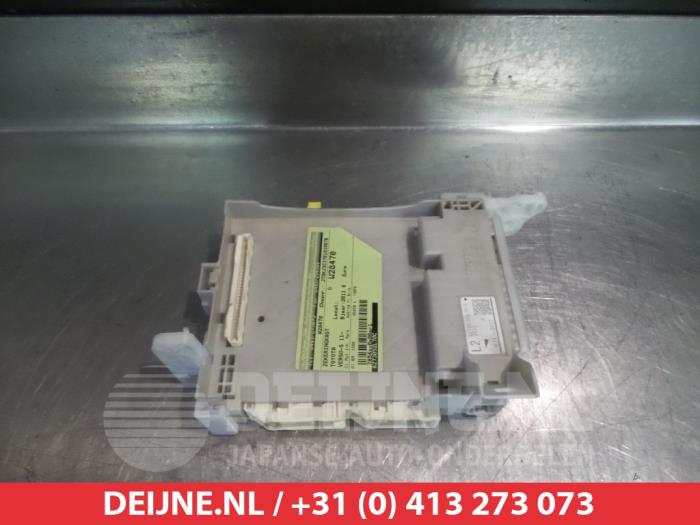 Toyota Verso-S Fuse box O350367