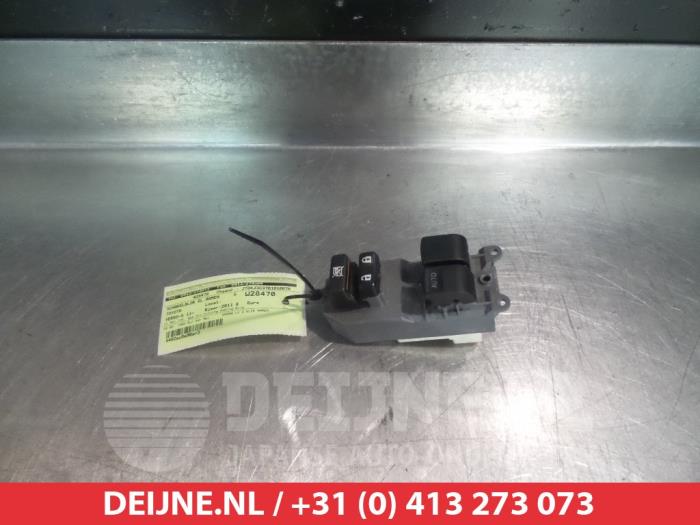 Toyota Verso-S Combischakelaar ramen O312544