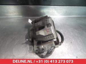Toyota Verso-S Front brake calliper, right O327045 photo 2