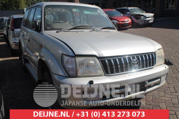 Toyota Landcruiser Portier 4Deurs rechts-voor O273747