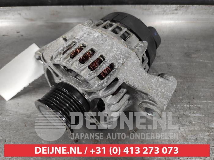 Gebruikte Dynamo Suzuki Vitara (LY/MY) 1.6 16V DDiS Prijs € 50,00 Margeregeling aangeboden door V.Deijne Jap.Auto-onderdelen BV