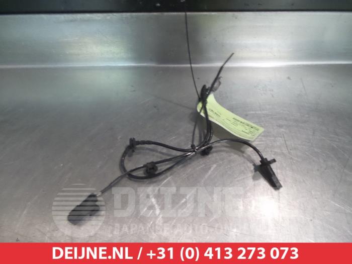 Suzuki Vitara ABS Sensor O327645