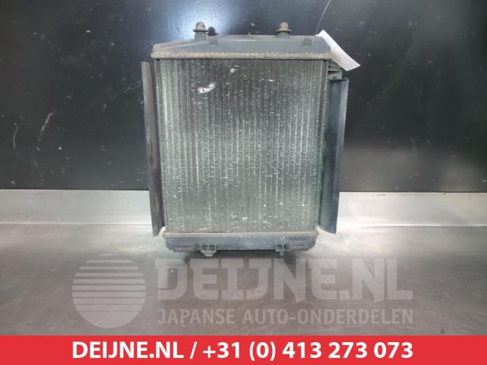 Gebruikte Radiateur Toyota Aygo (B10) 1.4 HDI Prijs € 35,00 Margeregeling aangeboden door V.Deijne Jap.Auto-onderdelen BV