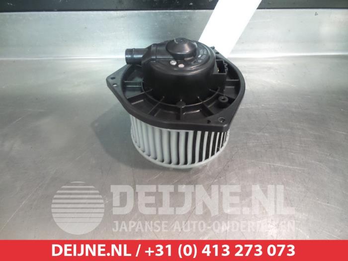 Subaru Impreza Kachel Ventilatiemotor O367074