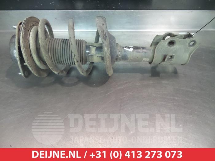 Subaru Impreza Stoßdämpferstrebe links vorne O247054