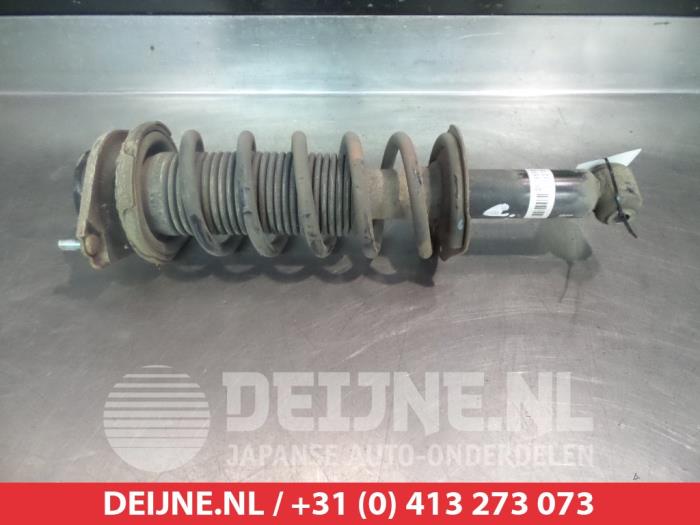Subaru Impreza Stoßdämpferstrebe links hinten O377713