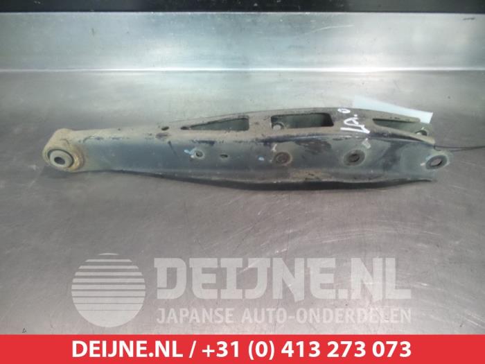 Subaru Impreza Querlenker links hinten O383443