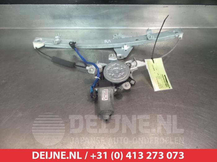 Chevrolet Lacetti Ruitmechaniek 4Deurs rechts-achter O290989