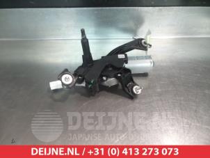 Hyundai I20 Ruitenwissermotor achter O301029 foto 2