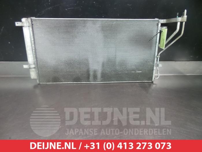 Gebruikte Airco Condensor Kia Carens III (FG) 2.0i CVVT 16V Prijs € 75,00 Margeregeling aangeboden door V.Deijne Jap.Auto-onderdelen BV
