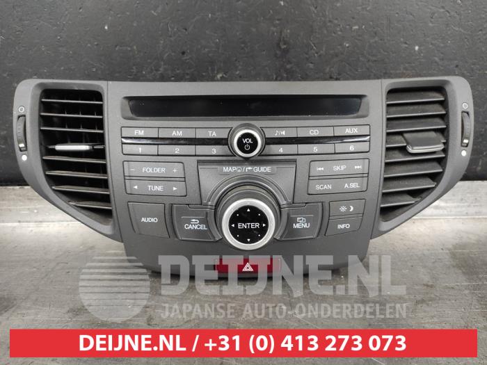 Radiobedienings paneel van een Honda Accord Tourer (CW) 2.2 i-DTEC 16V 2009