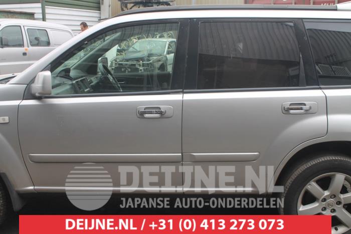 Nissan X-Trail Portier 4Deurs links-voor O272343