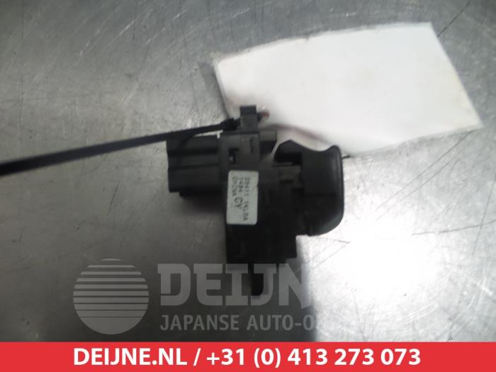 Nissan Juke Elektrisch Raam Schakelaar O311299