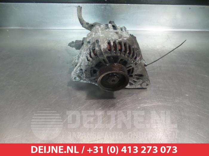 Gebruikte Dynamo Kia Sorento I (JC) 3.5 V6 24V Prijs € 45,00 Margeregeling aangeboden door V.Deijne Jap.Auto-onderdelen BV