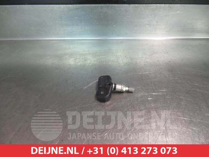 Nissan Juke Tyre pressure sensor O328988