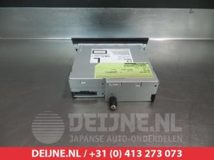 Mazda 2 CD Speler O312620 foto 2