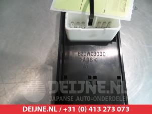 Hyundai Trajet Multi-functional window switch O311496 photo 3