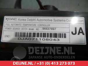 Chevrolet Epica Heater control panel O305334 photo 3