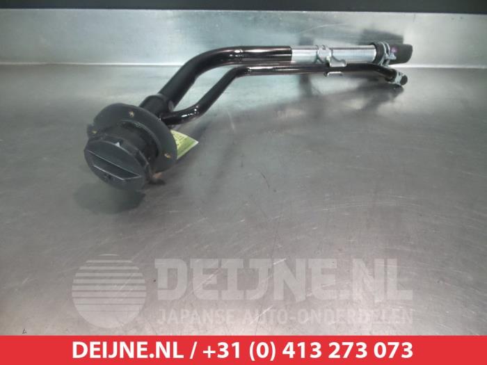 Mazda MX-5 Fuel tank filler pipe O302590