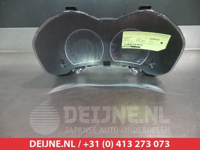 Toyota Auris Kilometerteller KM O305233