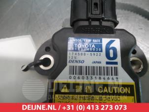 Toyota Auris Anti-roll control sensor O329439 photo 2