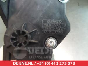 Toyota Landcruiser Accelerator pedal O314497 photo 2