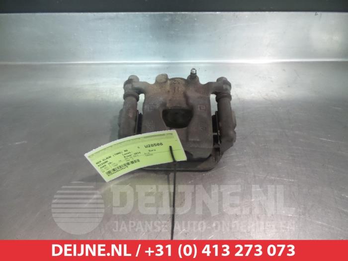 Nissan Juke Rear brake calliper, right O376919