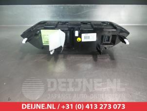 Kia Rio Heater control panel O305815 photo 2
