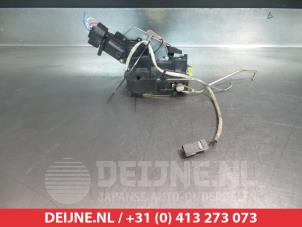 Toyota Corolla Deurslot Mechaniek 4Deurs links-voor O279856 foto 2