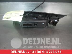 Nissan Pulsar Multi-functional window switch O311697 photo 2