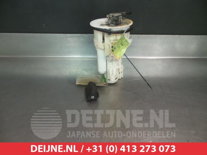 Gebruikte Tank element Pomp Toyota Previa (R3) 2.4i 16V VVT-i Prijs € 50,00 Margeregeling aangeboden door V.Deijne Jap.Auto-onderdelen BV