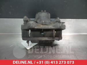 Gebruikte Remklauw (Tang) links-voor Nissan 350 Z (Z33) 3.5 V6 24V Prijs € 40,00 Margeregeling aangeboden door V.Deijne Jap.Auto-onderdelen BV