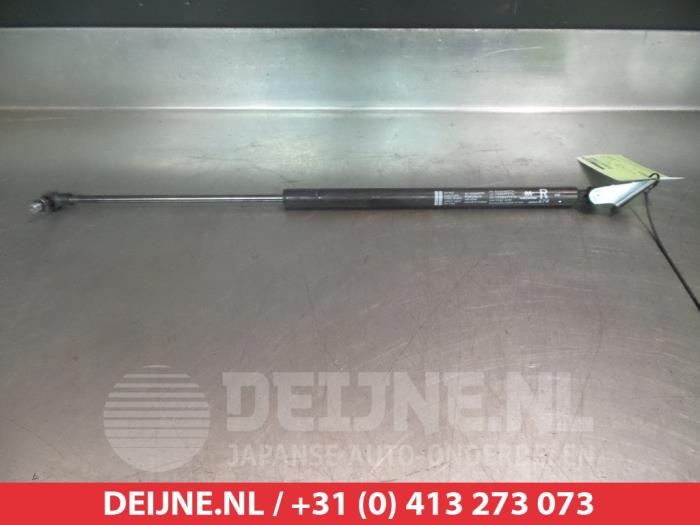 Mitsubishi Space Star Gasdemper rechts-achter O295105