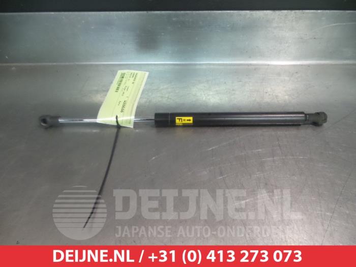 Subaru Trezia Rear gas strut, right O294881