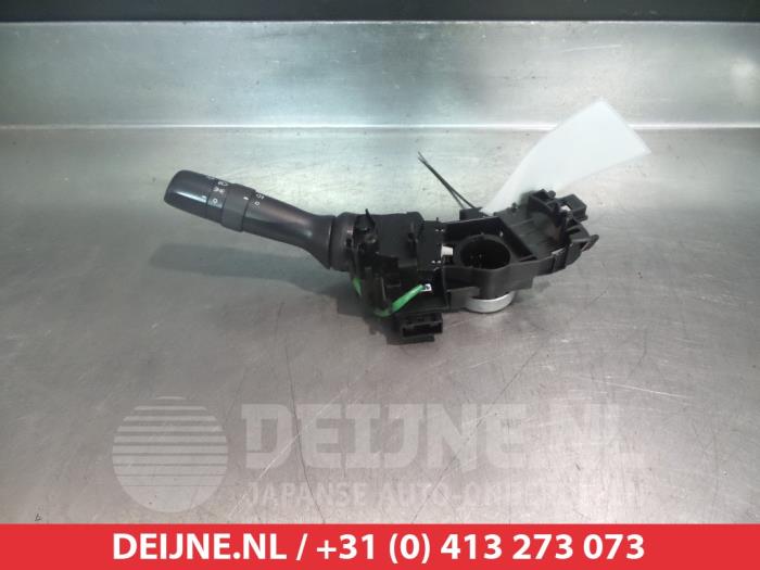 Subaru Trezia Licht Schalter O306880