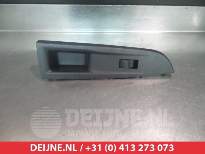 Subaru Trezia Electric window switch O311309