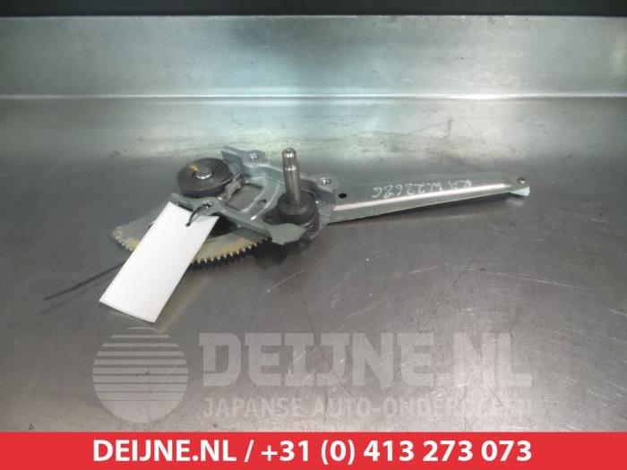 Subaru Trezia Fenstermechanik 4-türig rechts hinten O291284