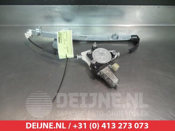 Kia Rio Rear door window mechanism 4-door, left O290526