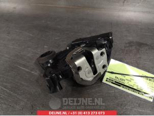 Toyota Yaris Deurslot Mechaniek 4Deurs links-voor O279879 foto 3