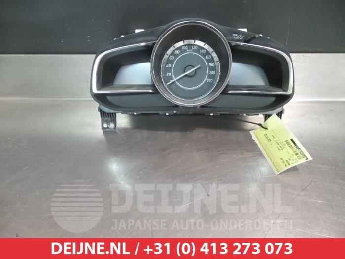Mazda 2 Tacho - Kombiinstrument KM O304178
