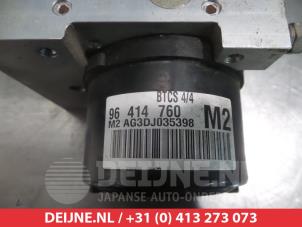 Chevrolet Evanda ABS Pumpe O337140 foto 3