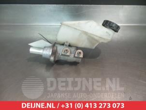 Gebruikte Hoofdremcilinder Toyota Yaris II (P9) 1.4 D-4D Prijs € 30,00 Margeregeling aangeboden door V.Deijne Jap.Auto-onderdelen BV