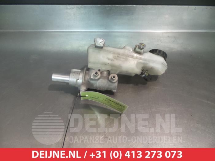Toyota Auris Hoofdremcilinder O337096