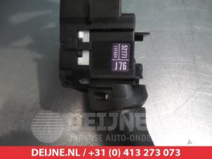 Toyota Urban Cruiser Licht Schakelaar O307371 foto 3