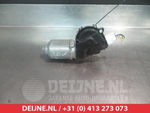 Toyota Urban Cruiser Front wiper motor O349388 photo 2