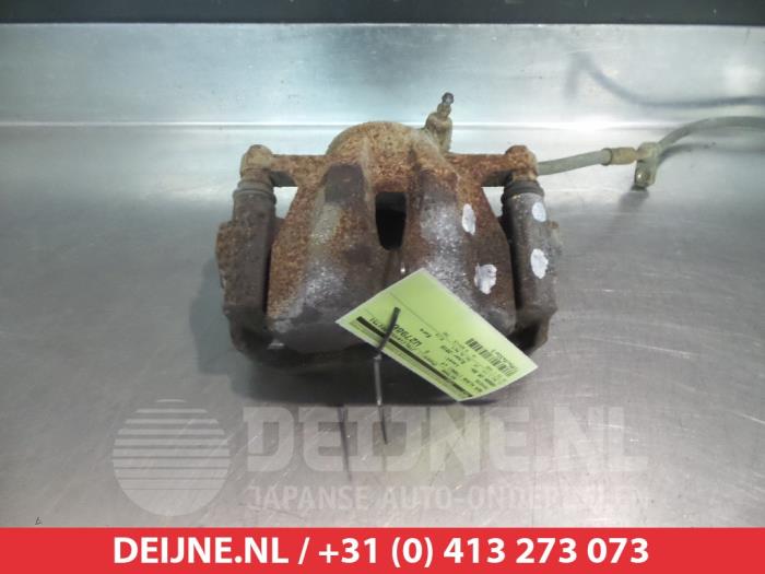 Toyota Urban Cruiser Remklauw (Tang) links-voor O325659