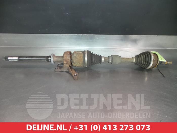 Gebruikte Steekas rechts-voor Toyota Urban Cruiser 1.4 D-4D AWD Prijs € 75,00 Margeregeling aangeboden door V.Deijne Jap.Auto-onderdelen BV