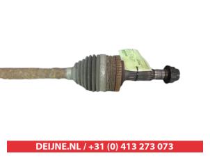 Toyota Urban Cruiser Aandrijfas links-achter O374992 foto 2